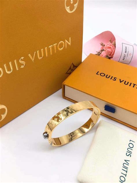 lv 916 gold bracelet|louis vuitton diamond bracelet.